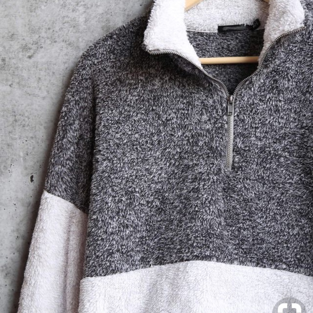 Two Tone Fleece Pullover Sherpa Quarterzip - Picture 7 of 7